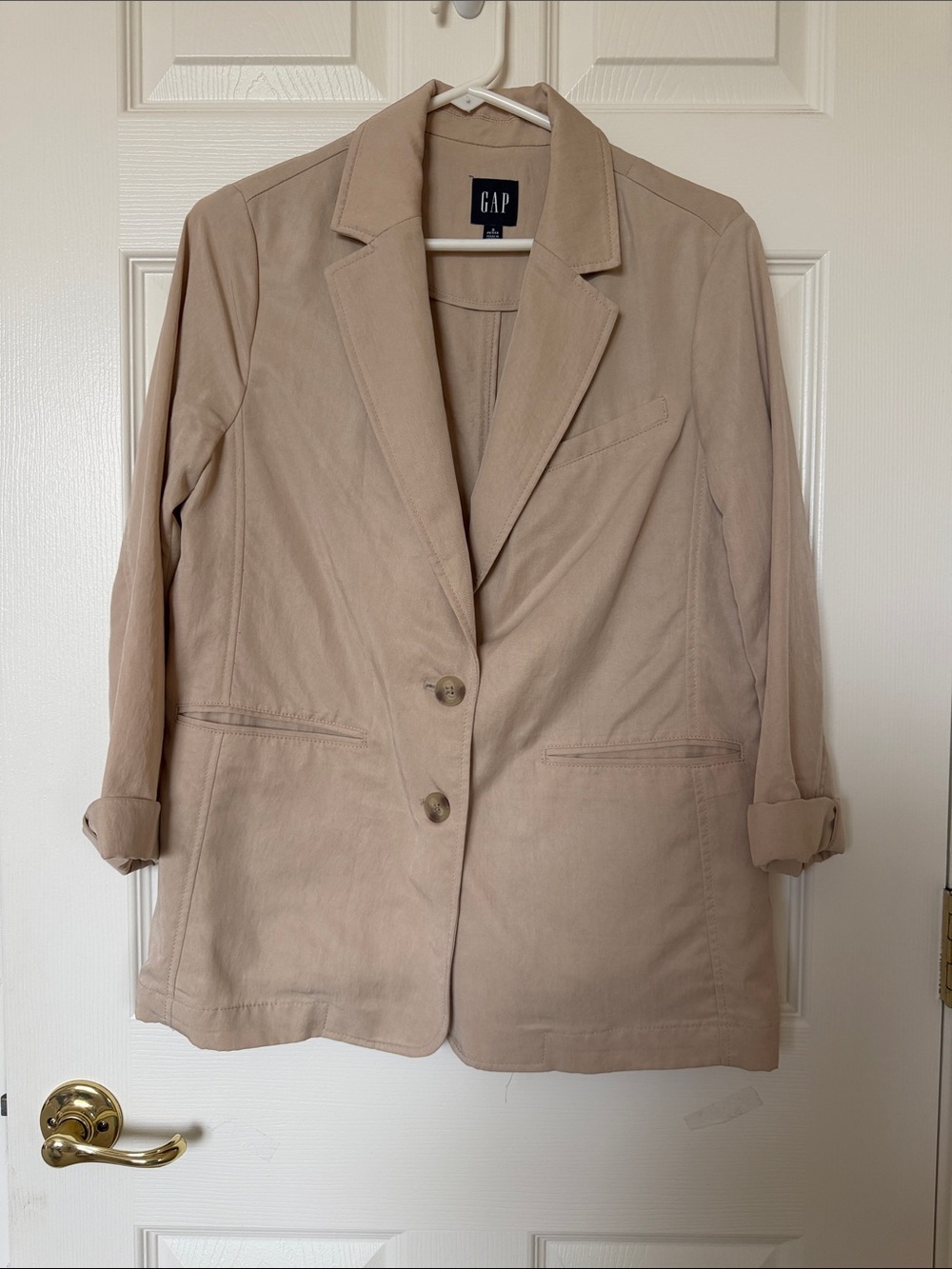 GAP Women’s Light Beige Tailored Blazer